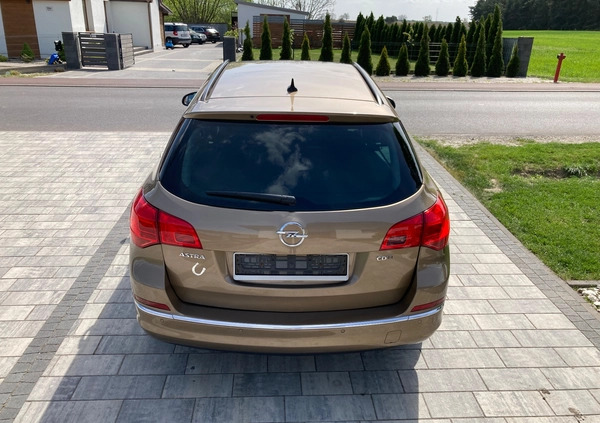 Opel Astra cena 25900 przebieg: 160000, rok produkcji 2013 z Jarocin małe 466